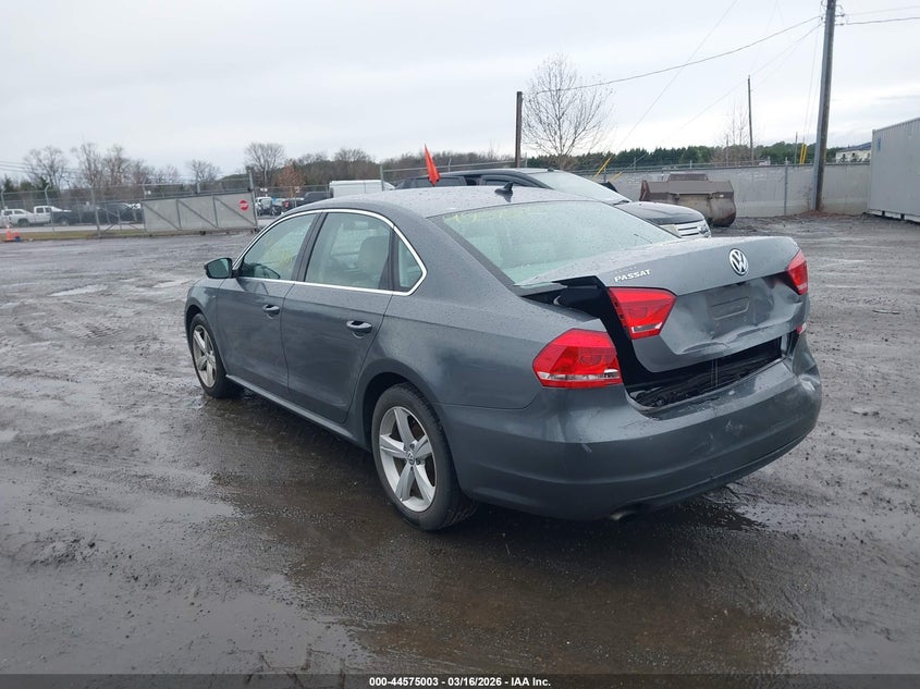 2015 Volkswagen Passat 1.8T Limited Edition