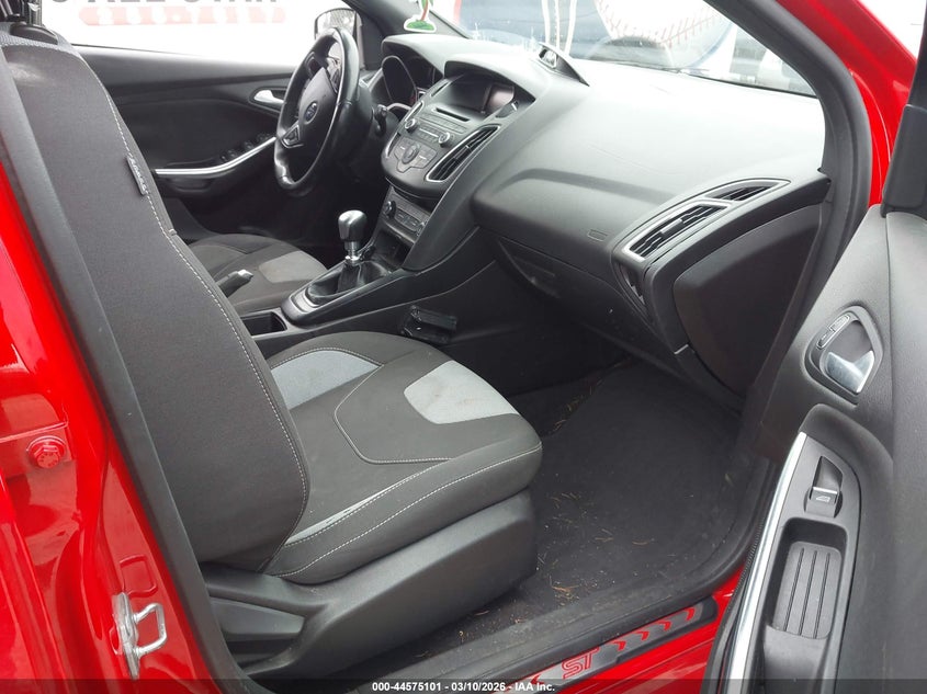 2017 Ford Focus St