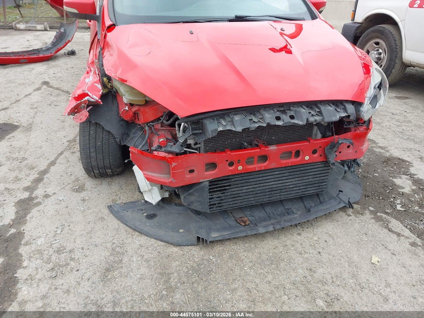 2017 Ford Focus St VIN: 1FADP3L93HL348903 Lot: 44575101