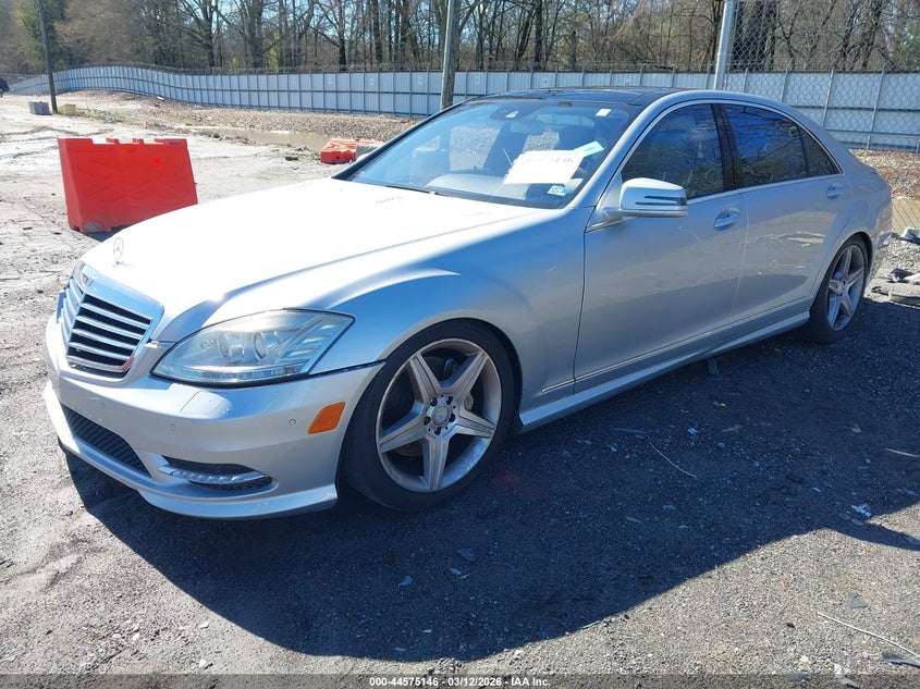 2010 Mercedes-Benz S 550
