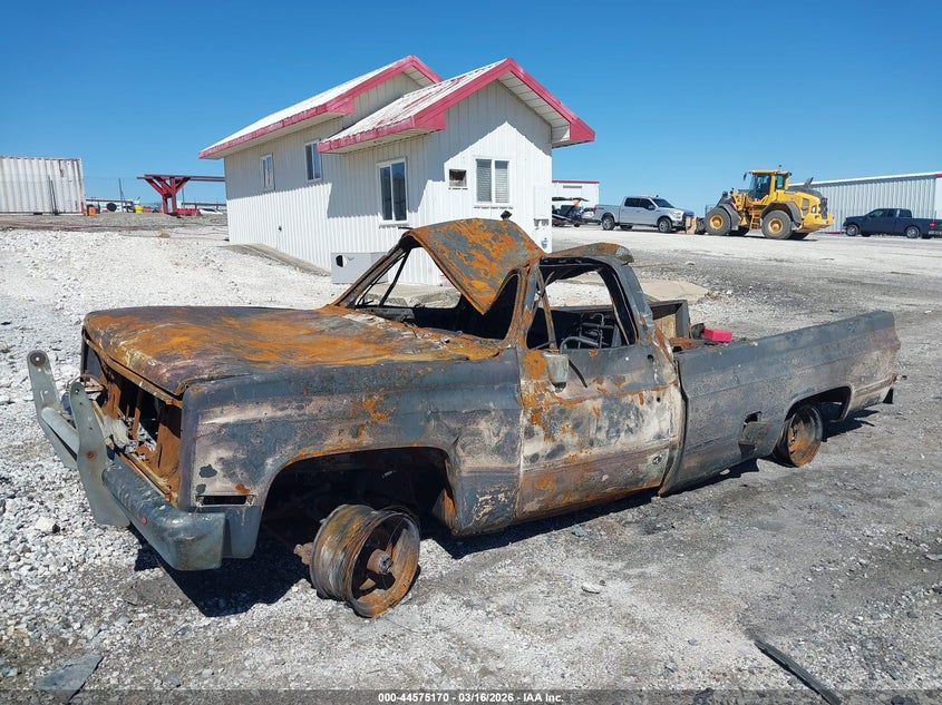 1986 CHEVROLET K10 COUPE 5.0L V8 CRB OHV C
