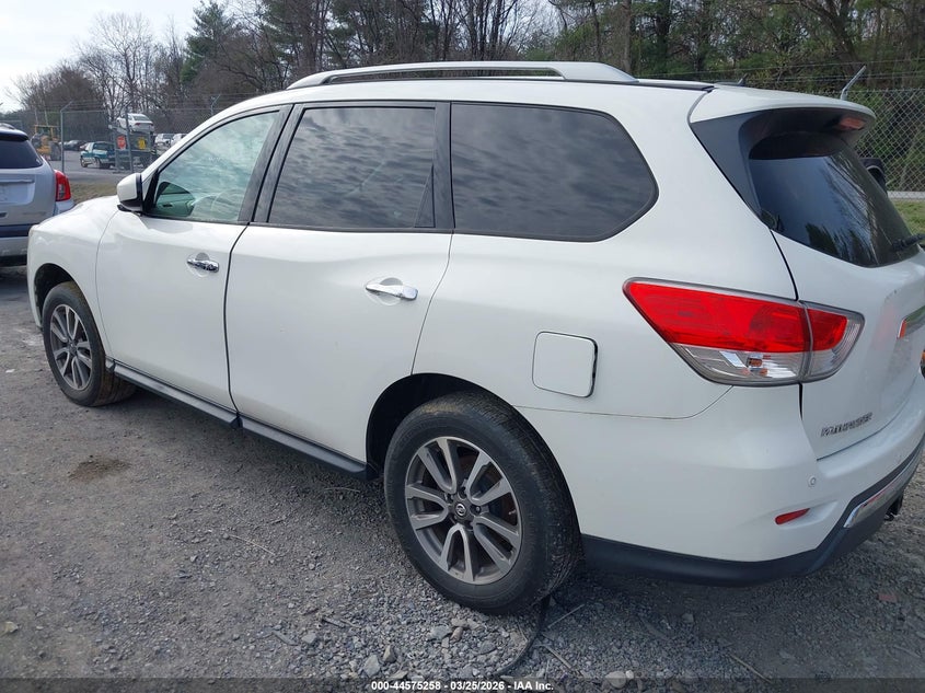 2013 Nissan Pathfinder Sv