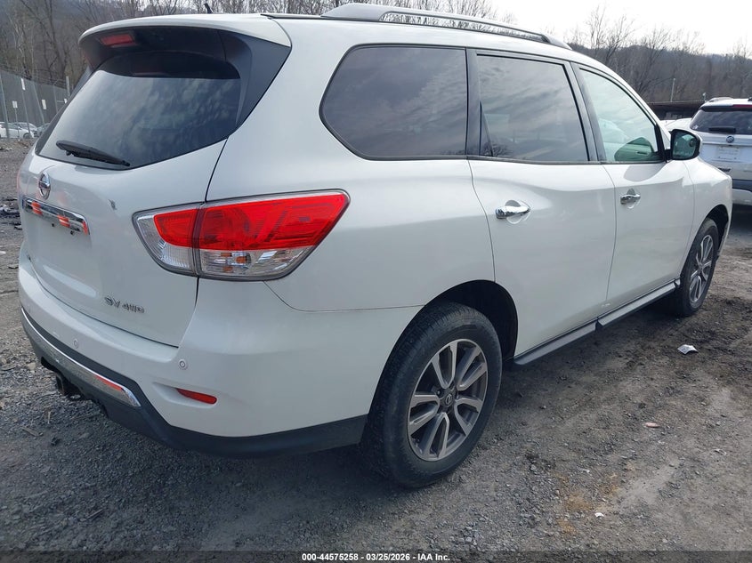 2013 Nissan Pathfinder Sv