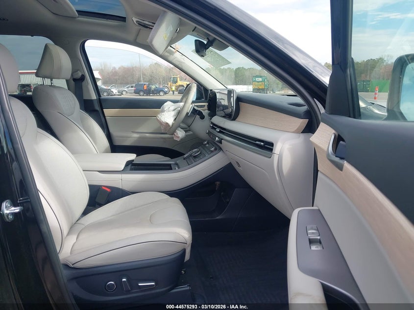 2024 HYUNDAI PALISADE auction photo 5