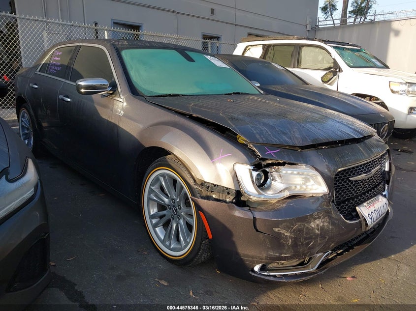 2016 Chrysler 300C