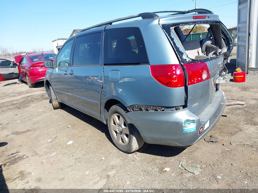 2009 Toyota Sienna Le