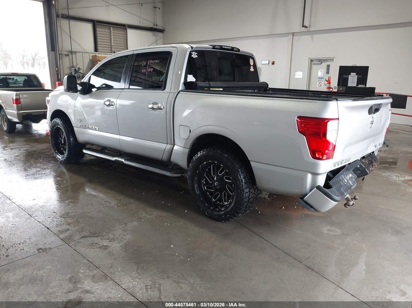 2018 Nissan Titan Sv