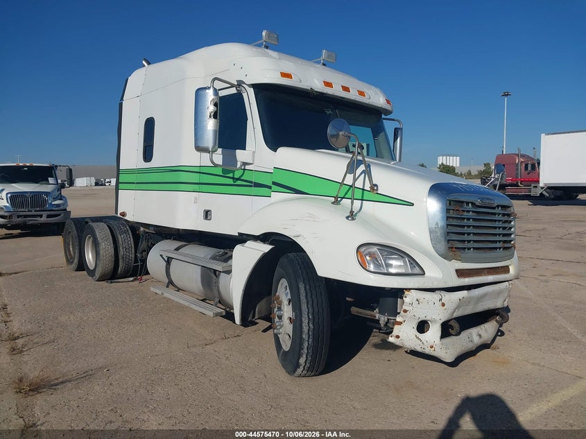 2013 Freightliner Conventional Columbia