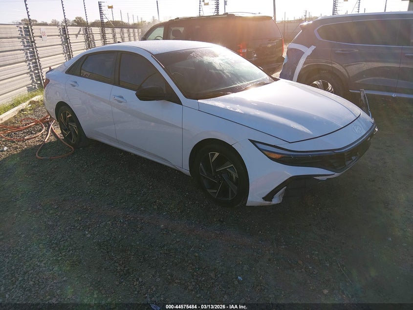 2025 HYUNDAI ELANTRA SEL SPORT