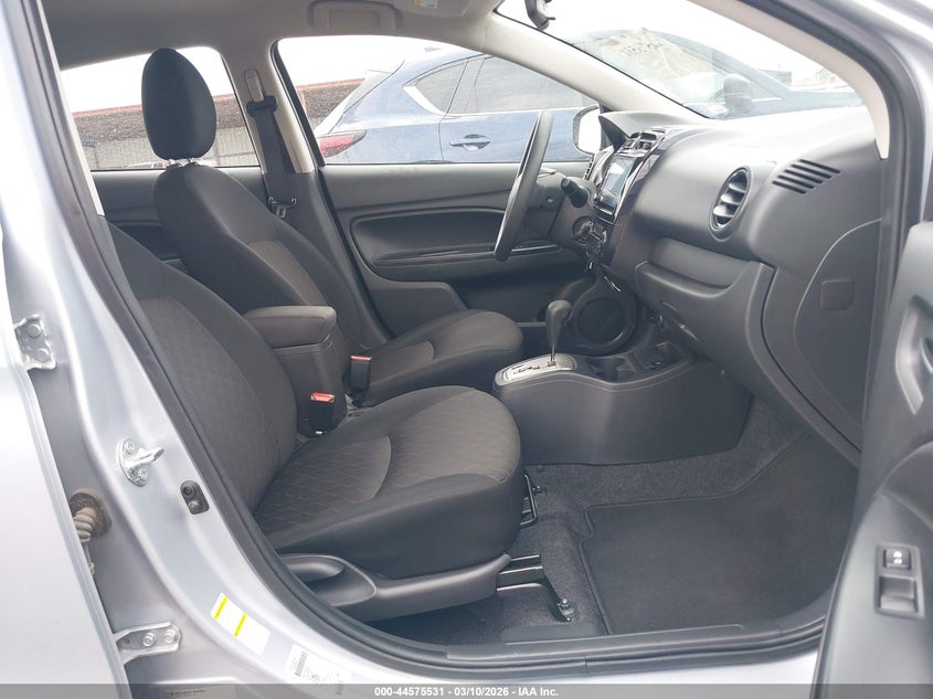 2024 Mitsubishi Mirage Es/Le