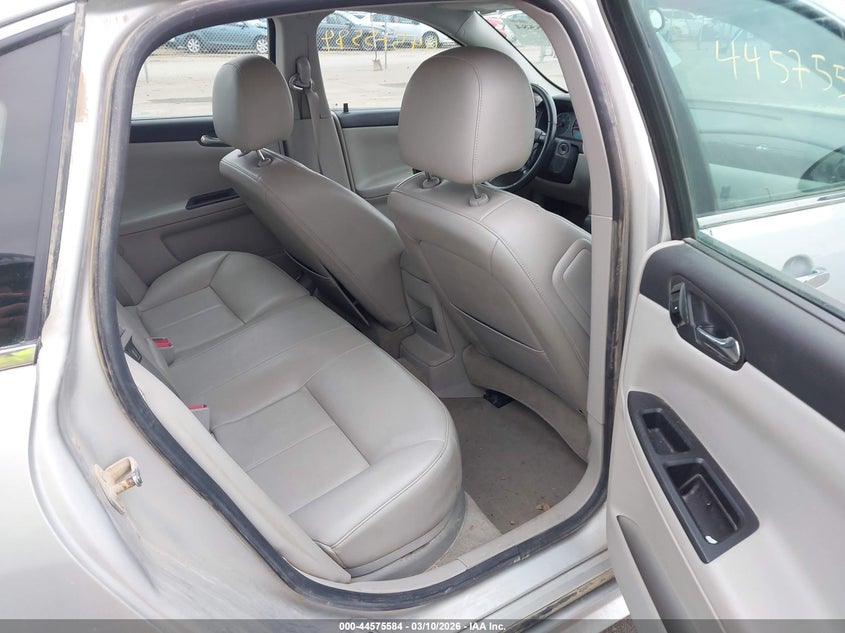 2G1WC5E39C1264093 2012 Chevrolet Impala 3.6 Ltz grey
