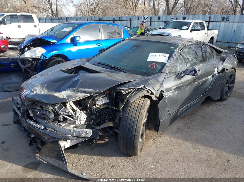 2014 BMW I8 auction photo 2