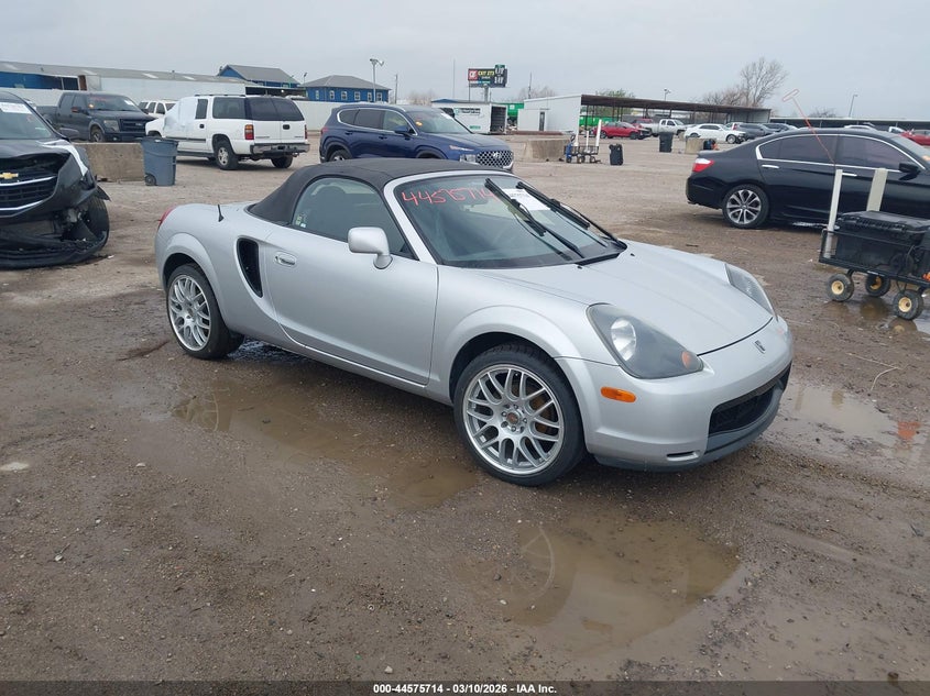 2002 TOYOTA MR2 SPYDER
