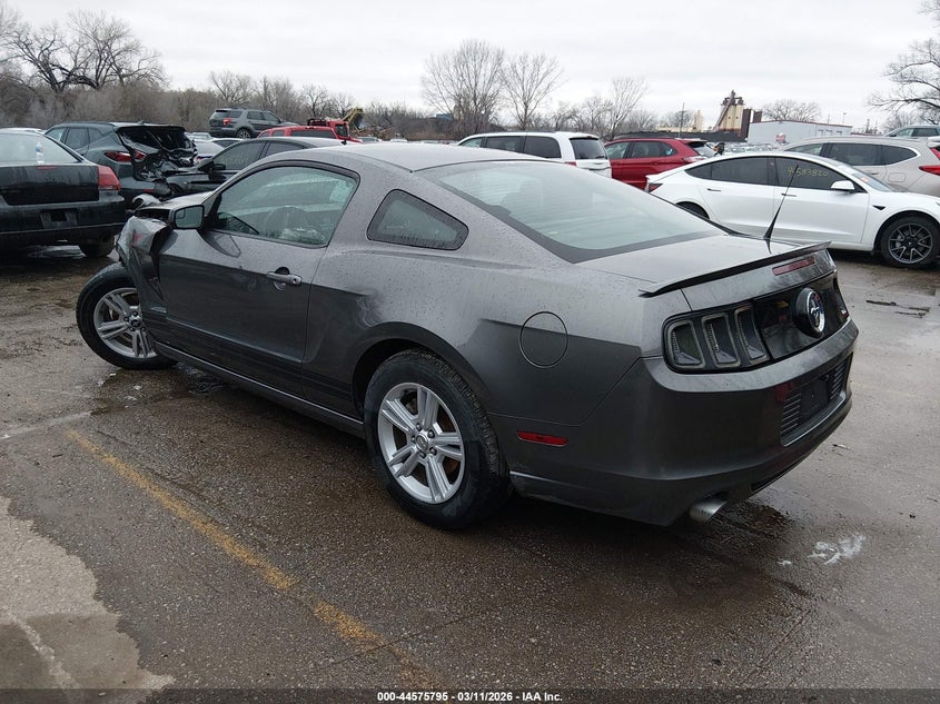 2013 Ford Mustang V6/V6 Premium