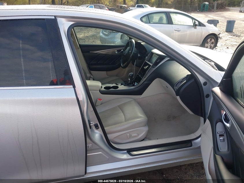 2014 Infiniti Q50 Premium