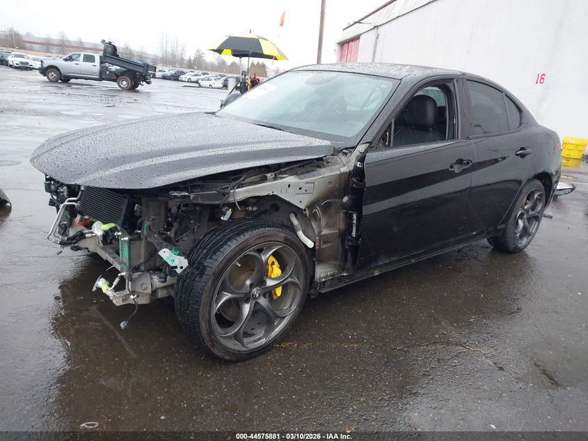 2019 Alfa Romeo Giulia Awd