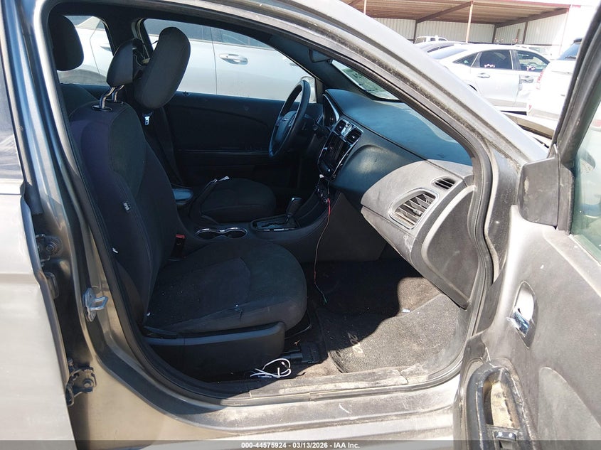 2012 Chrysler 200 Lx