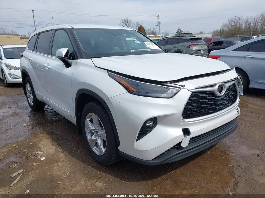 2022 Toyota Highlander Hybrid Le