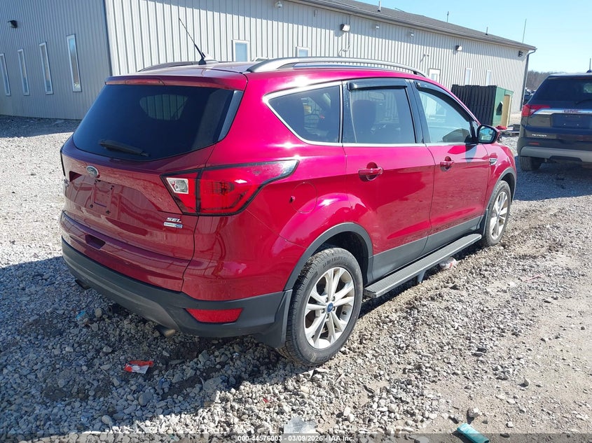 2019 Ford Escape Sel