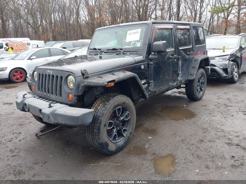 2013 Jeep Wrangler Unlimited Sahara