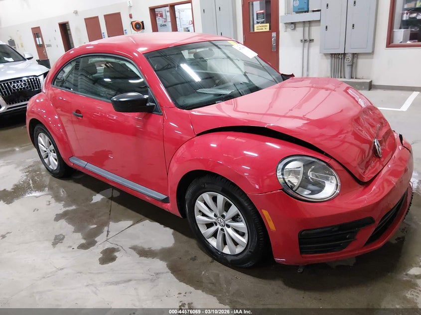 2018 Volkswagen Beetle 2.0T Coast/2.0T S