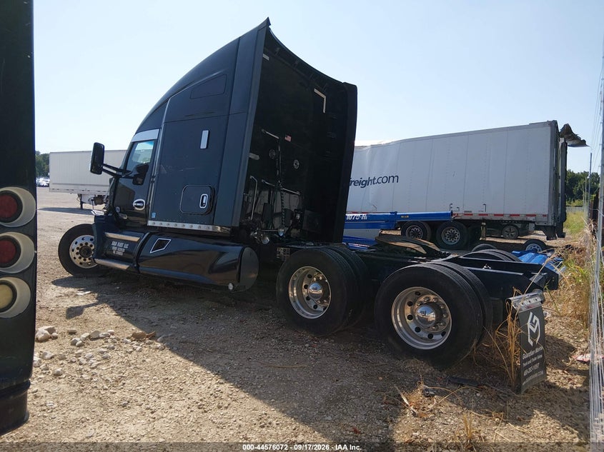 2022 KENWORTH T680 auction photo 3