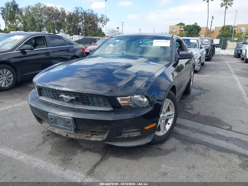 2012 Ford Mustang V6