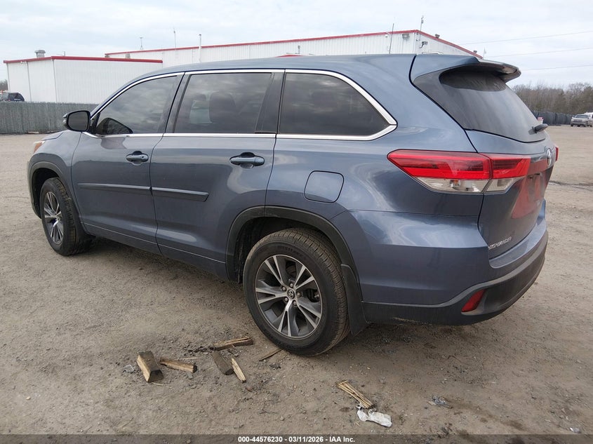 2018 Toyota Highlander Le