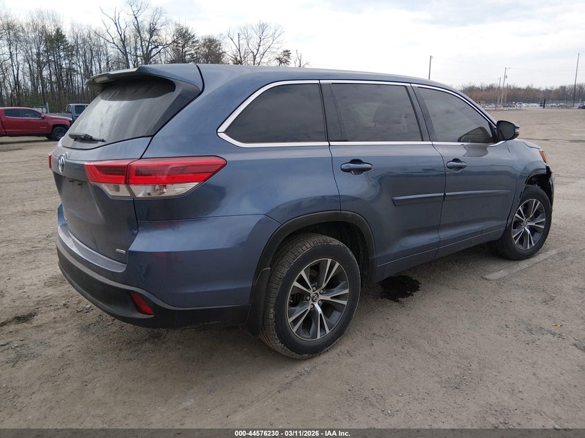 2018 Toyota Highlander Le