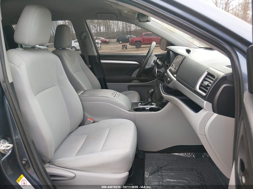 2018 Toyota Highlander Le