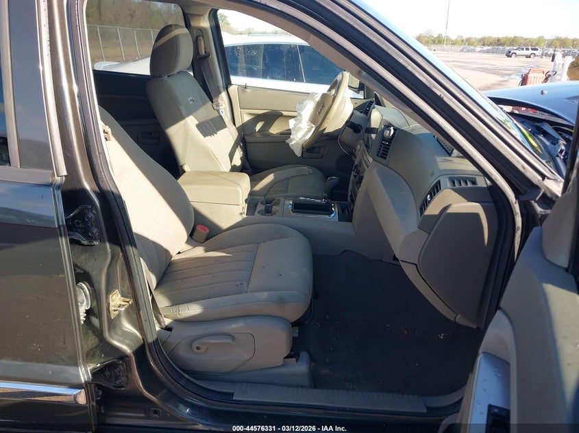 2006 Jeep Grand Cherokee Laredo