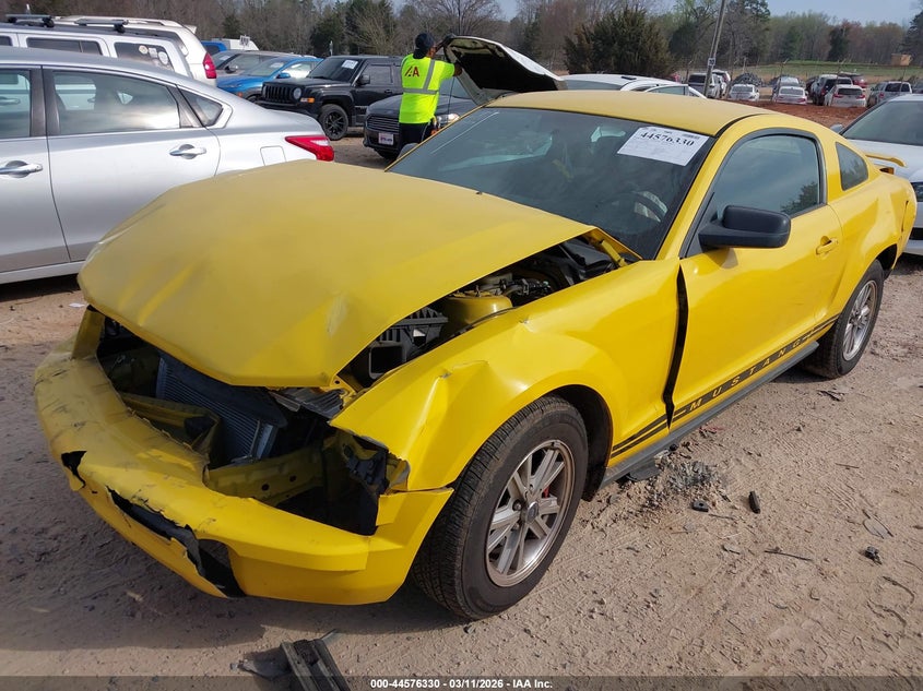 2006 Ford Mustang V6
