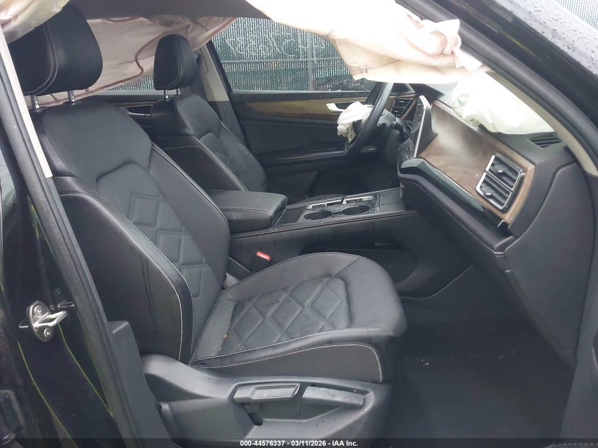 2024 Volkswagen Atlas 2.0T Se