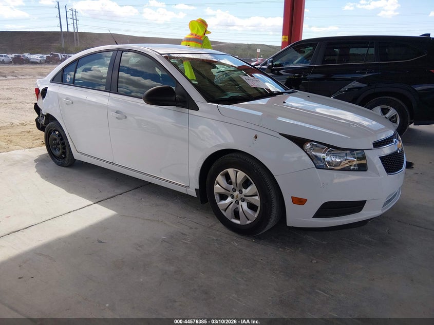 2014 CHEVROLET CRUZE LS AUTO