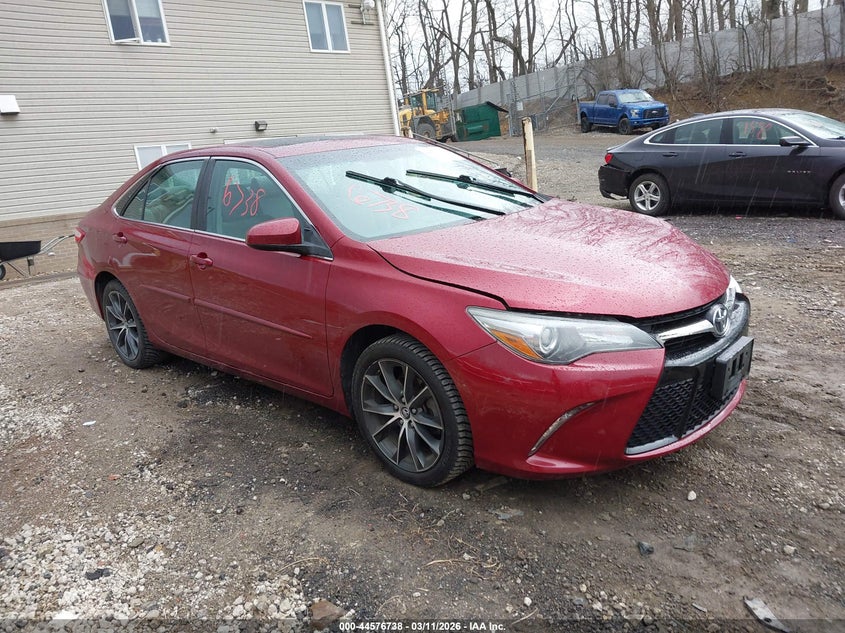 2015 Toyota Camry Xse