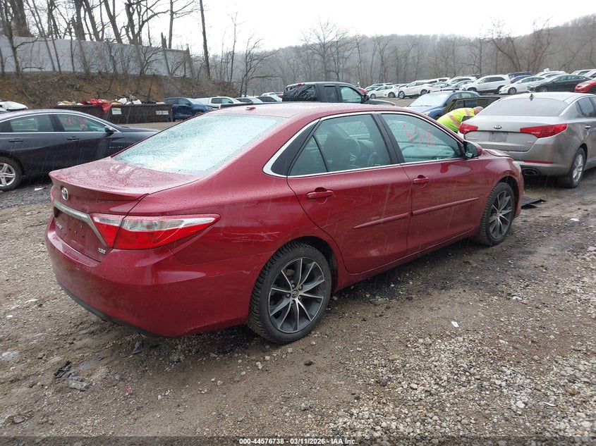 2015 Toyota Camry Xse