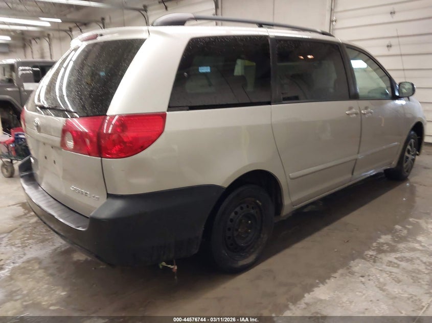 2007 Toyota Sienna Le