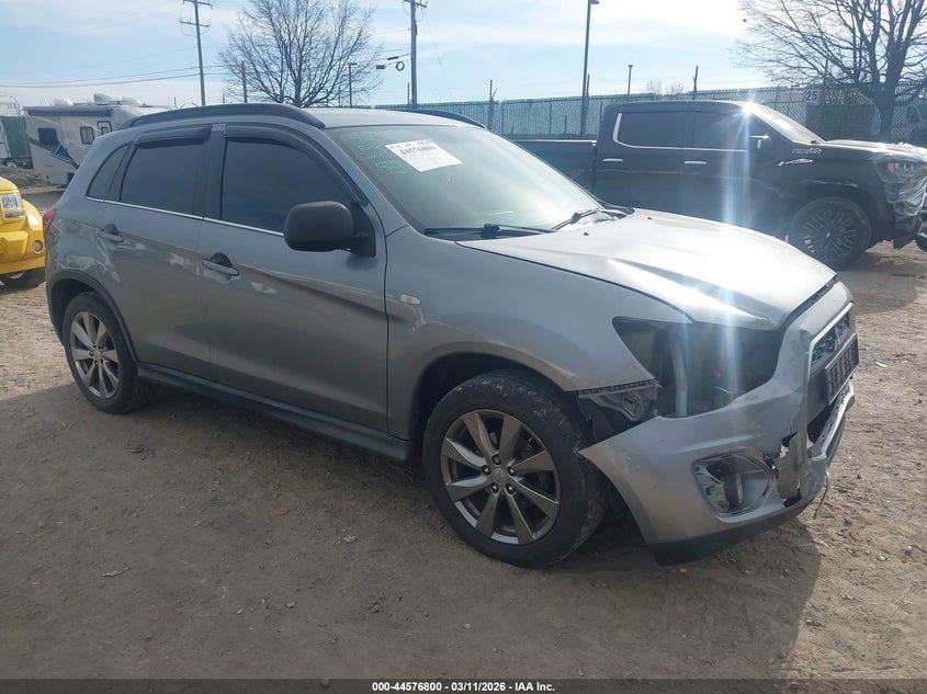 2013 Mitsubishi Outlander Sport Le
