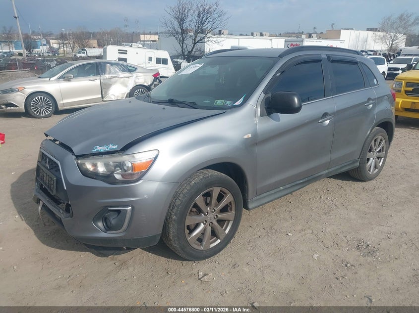 2013 Mitsubishi Outlander Sport Le