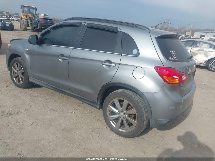 2013 Mitsubishi Outlander Sport Le