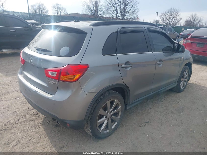 2013 Mitsubishi Outlander Sport Le
