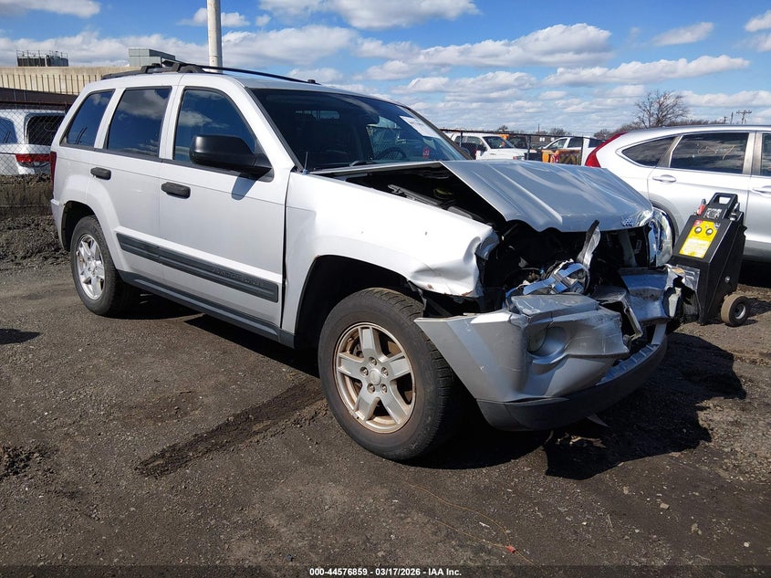 2006 Jeep Grand Cherokee Laredo