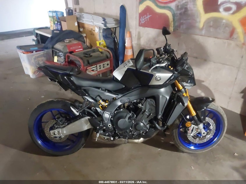 2025 Yamaha Mt09 Sp VIN: JYARN95E0SA001675 Lot: 44576931