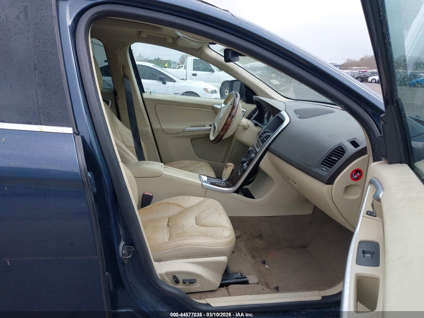 2012 Volvo Xc60 3.2/3.2 Platinum/3.2 Premier/3.2 Premier Plus