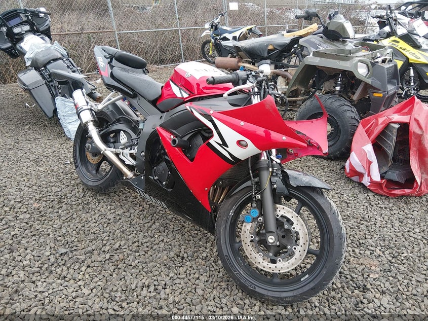 2004 Yamaha Yzfr6 L
