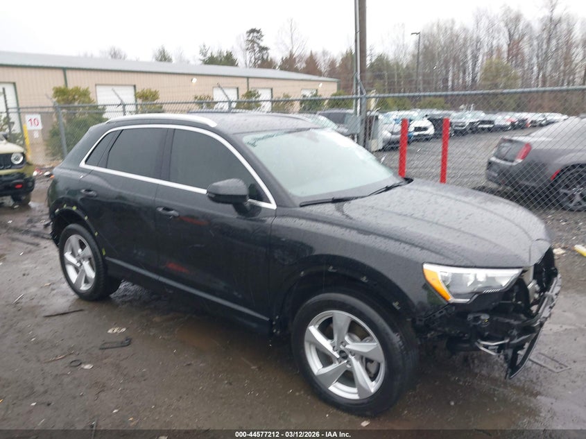 2022 Audi Q3 Premium 40 Tfsi Quattro Tiptronic