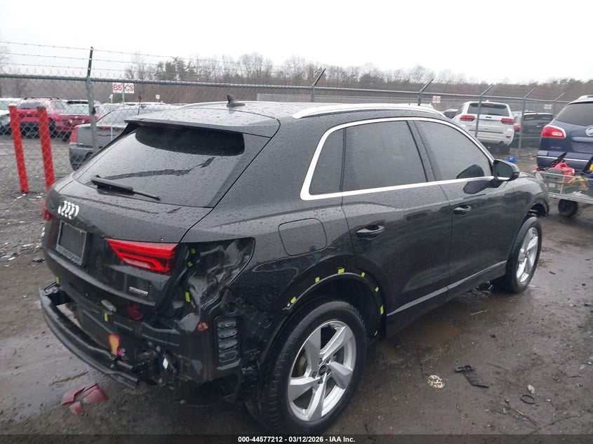 2022 Audi Q3 Premium 40 Tfsi Quattro Tiptronic