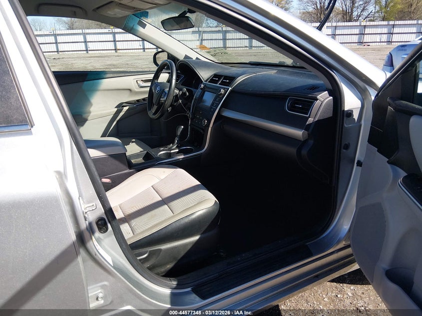 2016 Toyota Camry Se