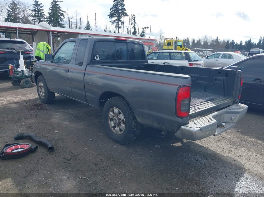 2000 Nissan Frontier Xe