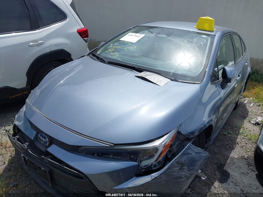 2025 Toyota Corolla Hybrid Le